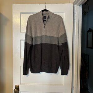Men's Gray and Black Quarter -Zip Sweater size large